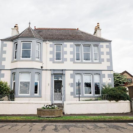 Отель The Cairns Leven Leven  Экстерьер фото