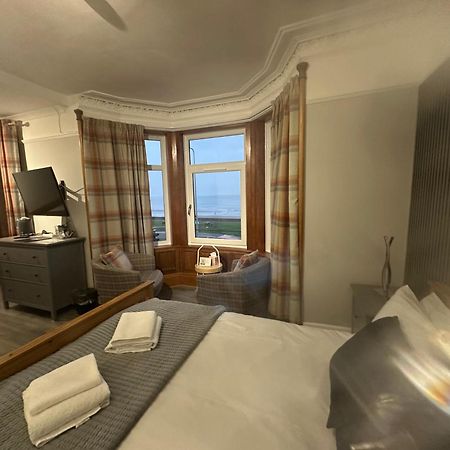 Отель The Cairns Leven Leven  Экстерьер фото